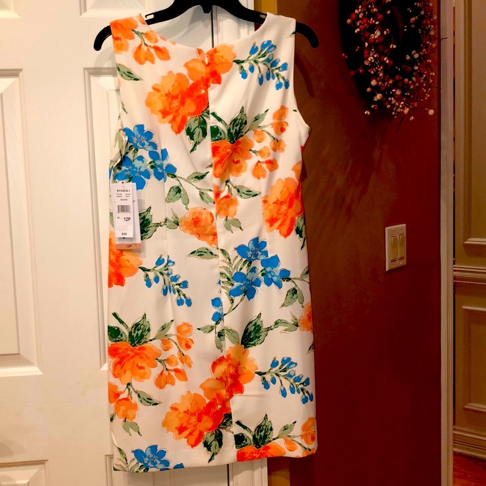 DRESS 👗 - Picture 2 of 2